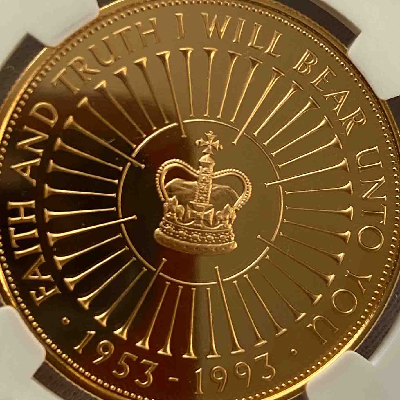 イギリス 1993年 エリザベス女王 戴冠40周年記念 5ポンド金貨 PF68 
